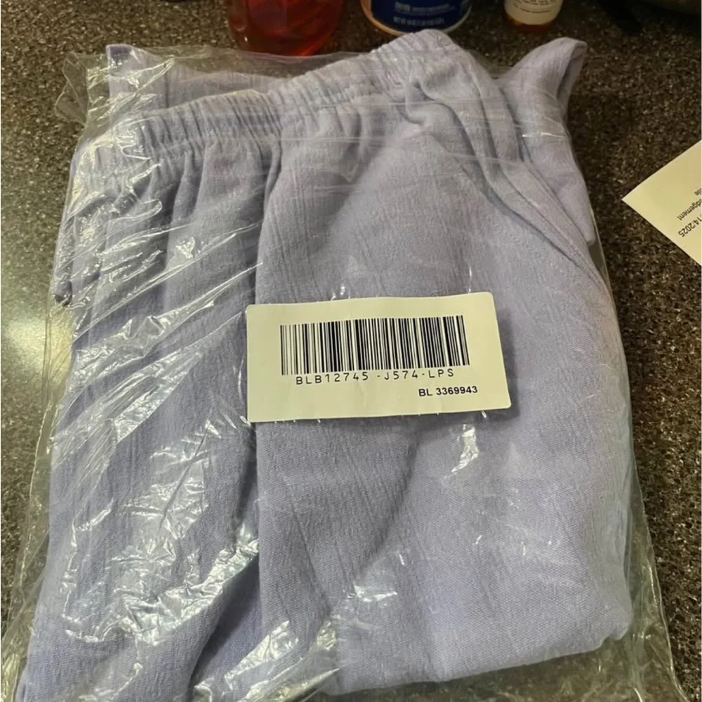 Blair Women's Lavender Capris - Picture 4 of 4